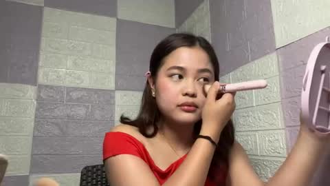 Hazel online show from March 14, 2:33 pm