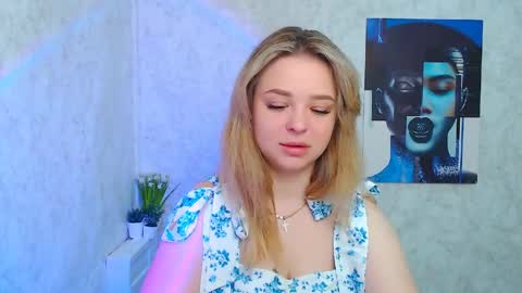 Snapshot of liaralime_ chatting on June 3, 6:05 am Liara online show from June 3, 6:05 am