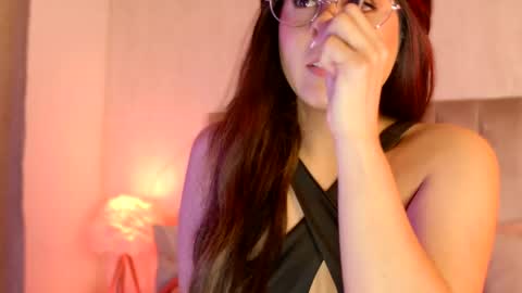 Liora online show from May 5, 10:18 pm