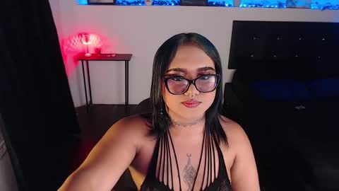 Snapshot of liascarlett chatting on December 23, 11:06 pm LiaScarlett online show from December 23, 11:06 pm