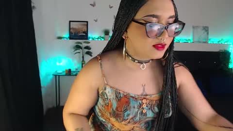 Snapshot of liascarlett chatting on March 2, 11:53 pm LiaScarlett online show from March 2, 11:53 pm