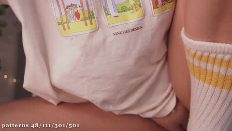 Snapshot of liass_molly chatting on December 29, 9:50 am Molly you can find Bunny here -- online show from December 29, 9:50 am