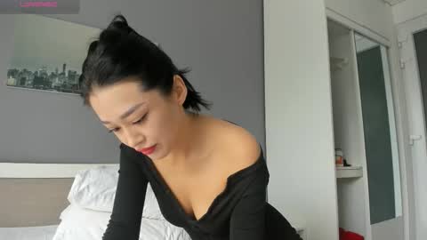 Lia online show from November 25, 3:50 am