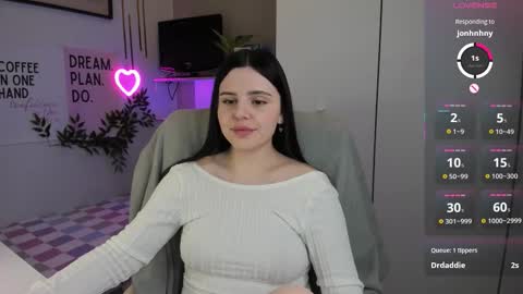 Snapshot of liawoow chatting on November 14, 8:13 am Lia online show from November 14, 8:13 am