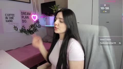 Snapshot of liawoow chatting on December 2, 3:07 pm Lia online show from December 2, 3:07 pm