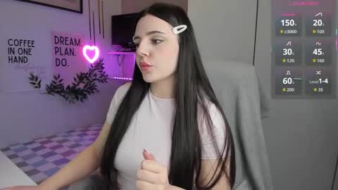 Snapshot of liawoow chatting on December 14, 2:55 pm Lia online show from December 14, 2:55 pm