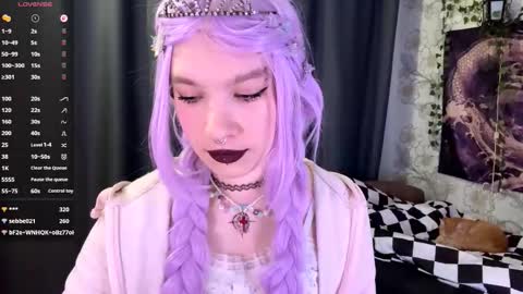 Lola online show from October 21, 7:47 pm