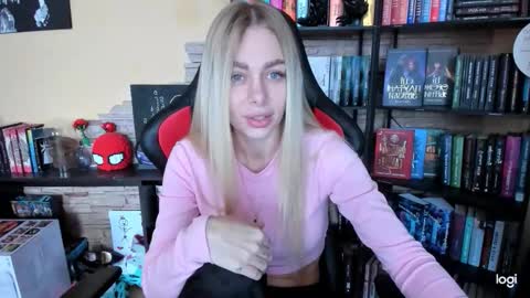 Anna online show from February 11, 7:13 am