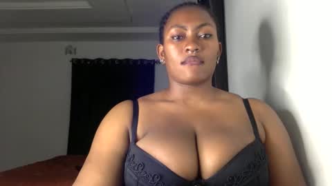 Snapshot of lick_my_pussyyy226651 chatting on April 24, 9:17 pm caira online show from April 24, 9:17 pm