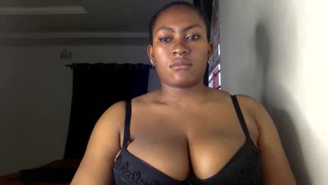 Snapshot of lick_my_pussyyy226651 chatting on May 6, 10:31 am caira online show from May 6, 10:31 am