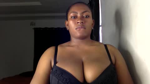 Snapshot of lick_my_pussyyy226651 chatting on May 10, 10:42 am caira online show from May 10, 10:42 am