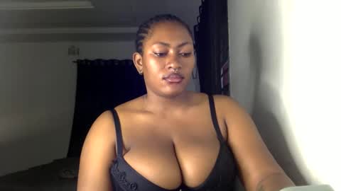 Snapshot of lick_my_pussyyy226651 chatting on May 29, 7:06 am caira online show from May 29, 7:06 am