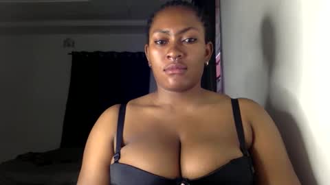 Snapshot of lick_my_pussyyy226651 chatting on June 1, 9:55 am caira online show from June 1, 9:55 am