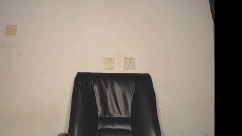 Snapshot of lick_pussyjuice chatting on September 12, 10:04 am kimani online show from September 12, 10:04 am