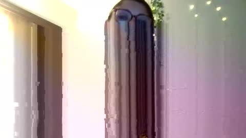 lickablemiami online show from February 8, 7:50 pm