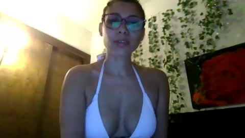 Snapshot of lickablemiami chatting on May 31, 7:26 pm lickablemiami online show from May 31, 7:26 pm