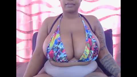 lickabletash98 online show from October 9, 7:06 am