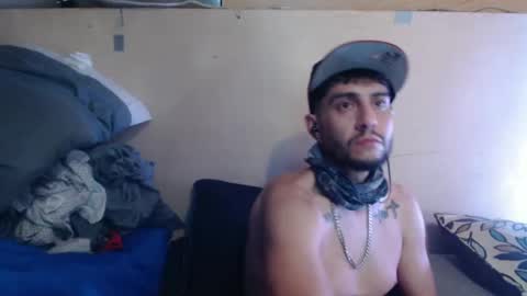 Snapshot of lickurlipz1 chatting on February 8, 1:11 pm lickurlipz1 online show from February 8, 1:11 pm