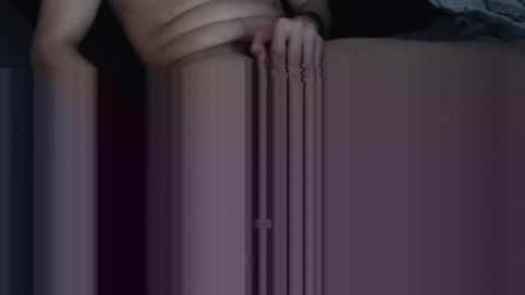 Snapshot of lickurlipz1 chatting on February 24, 9:43 am lickurlipz1 online show from February 24, 9:43 am