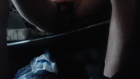 Snapshot of lickurlipz1 chatting on October 2, 8:32 am lickurlipz1 online show from October 2, 8:32 am