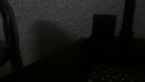 Snapshot of lickurlipz1 chatting on February 8, 9:23 am lickurlipz1 online show from February 8, 9:23 am