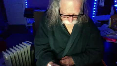 Snapshot of lickyouryoni chatting on December 19, 3:41 pm LickYourYoni online show from December 19, 3:41 pm