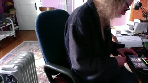 Snapshot of lickyouryoni chatting on March 22, 3:59 pm LickYourYoni online show from March 22, 3:59 pm