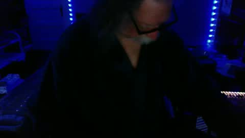 Snapshot of lickyouryoni chatting on April 2, 1:42 pm LickYourYoni online show from April 2, 1:42 pm