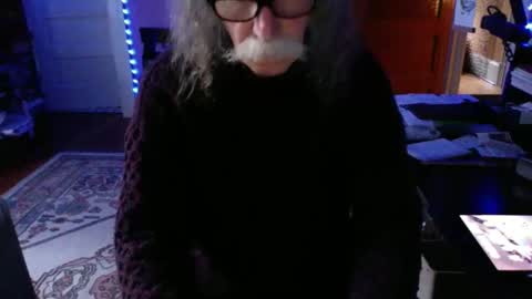 Snapshot of lickyouryoni chatting on May 26, 3:35 am LickYourYoni online show from May 26, 3:35 am