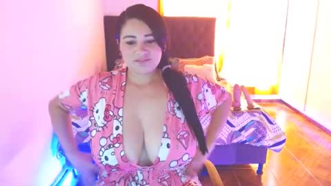 Snapshot of licy_klein chatting on July 20, 8:00 pm Isa online show from July 20, 8:00 pm