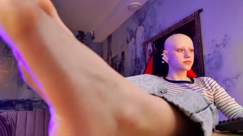 Hey My name is Lida online show from June 7, 9:13 am