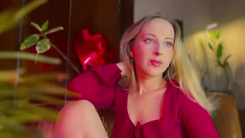 its my birthday today so im offline  but id be so happy if you felt like sending me a birthday love while im away  online show from February 16, 6:59 pm