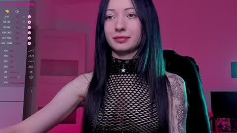 Snapshot of lightlove_iam chatting on December 19, 3:08 pm Bembi online show from December 19, 3:08 pm