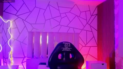 LIHIAN online show from March 30, 3:18 am