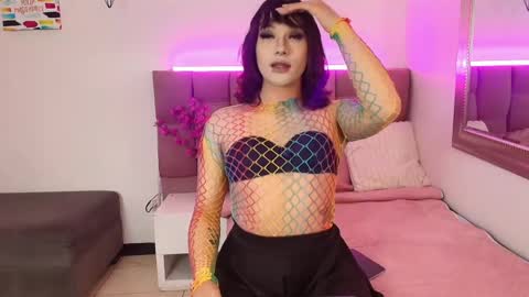 Snapshot of liiaa_sweett_ chatting on May 13, 12:24 pm Liiaa Sweett online show from May 13, 12:24 pm