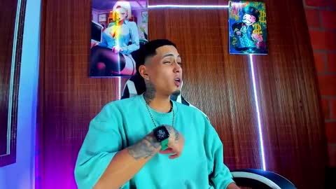 Daniel online show from February 25, 1:04 am