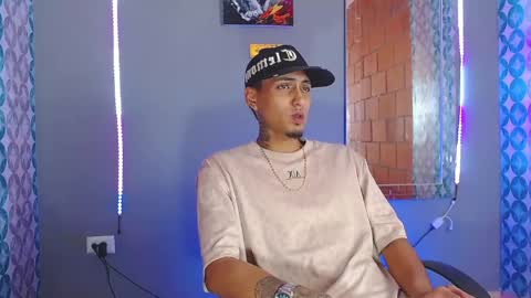 Daniel online show from April 15, 9:48 pm