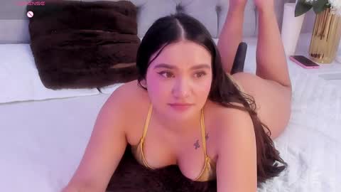 Snapshot of liiabloomm chatting on May 17, 4:25 pm liiabloomm online show from May 17, 4:25 pm