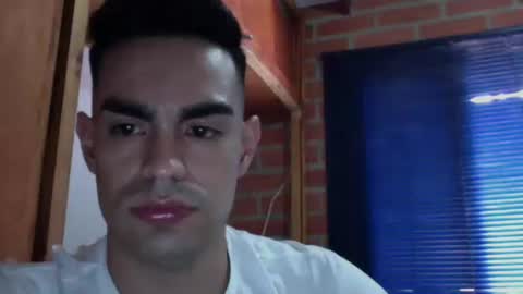 liiam online show from November 23, 7:02 pm