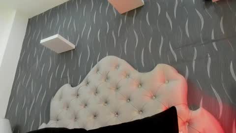 Snapshot of liiamhudson_ chatting on February 13, 10:02 am L I I A M online show from February 13, 10:02 am