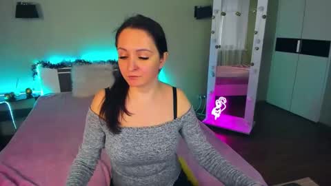 Snapshot of likaa_likaa chatting on January 6, 10:46 am Lika online show from January 6, 10:46 am