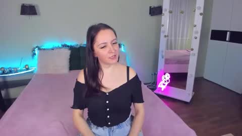 Snapshot of likaa_likaa chatting on January 16, 4:28 pm Lika online show from January 16, 4:28 pm