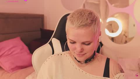 Snapshot of likaaberry chatting on January 18, 1:04 pm likaaberry online show from January 18, 1:04 pm