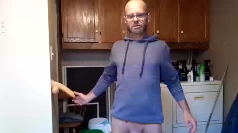 Snapshot of likedoingit69 chatting on October 14, 4:19 pm St pierre online show from October 14, 4:19 pm