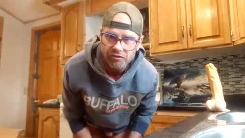 Snapshot of likedoingit69 chatting on January 6, 5:38 pm St pierre online show from January 6, 5:38 pm