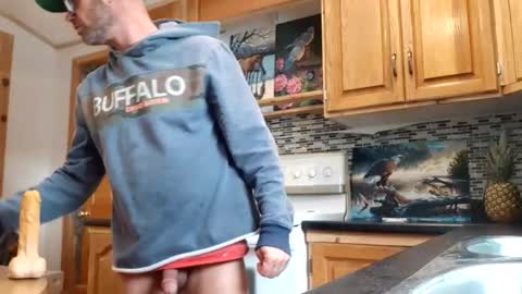 Snapshot of likedoingit69 chatting on January 11, 4:45 pm St pierre online show from January 11, 4:45 pm