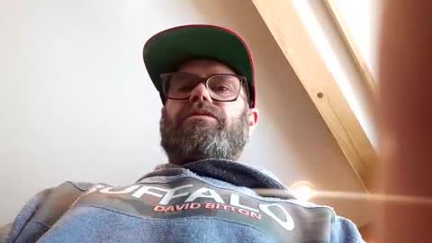 Snapshot of likedoingit69 chatting on February 2, 5:00 pm St pierre online show from February 2, 5:00 pm