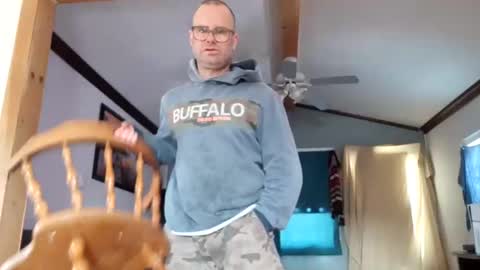 St pierre online show from April 2, 2:37 pm