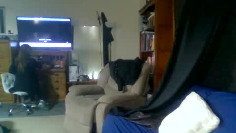 likerightnow online show from November 25, 11:10 am