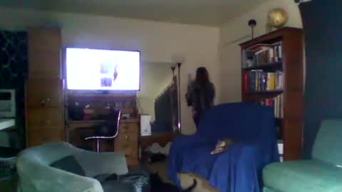 likerightnow online show from January 18, 11:47 am